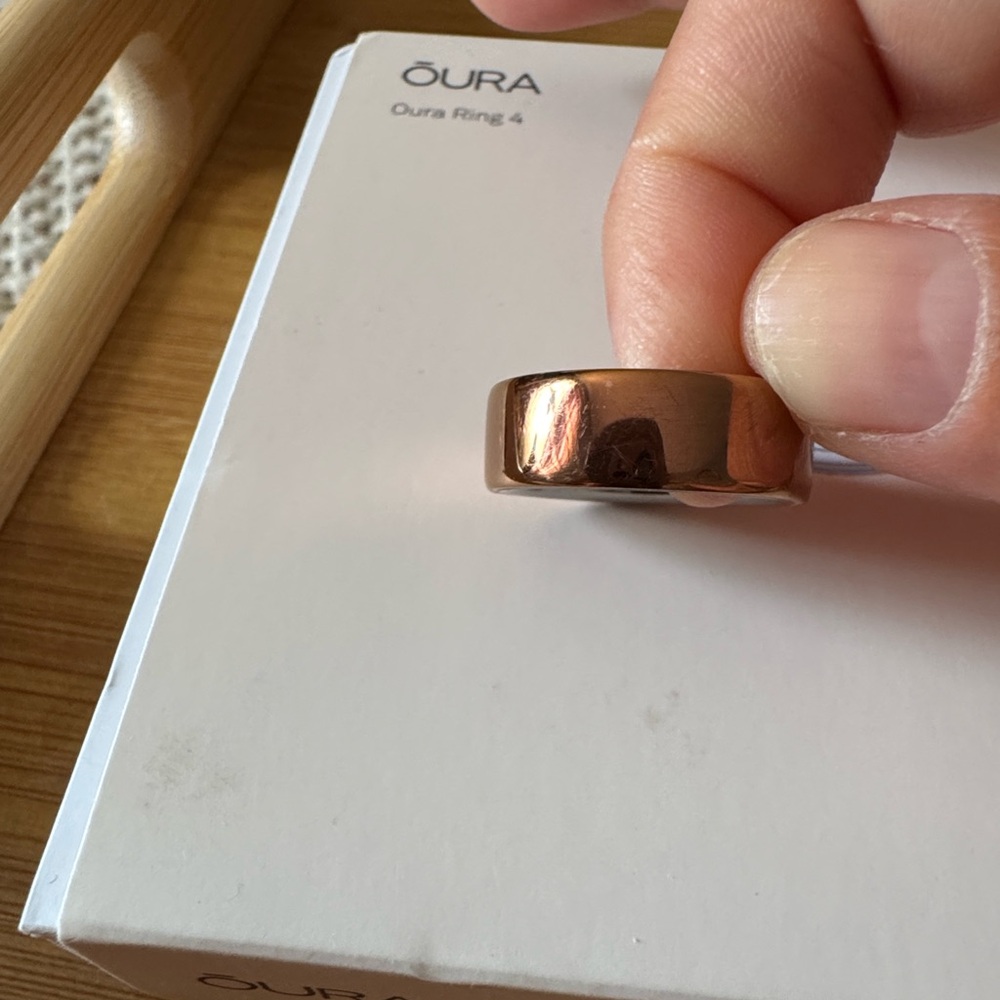 Oura Ring 4 in Rose Gold